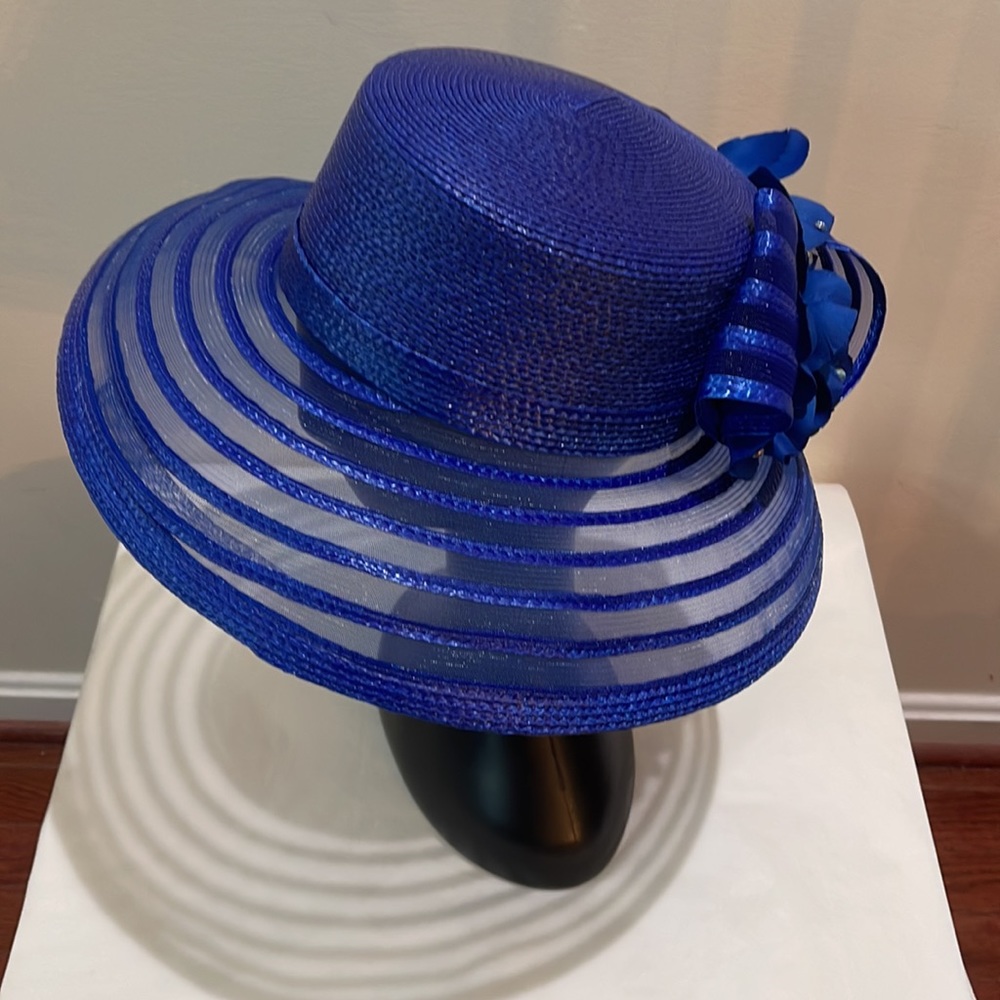 Summer Hat With Back Bow & Flower - Picture 2 of 5